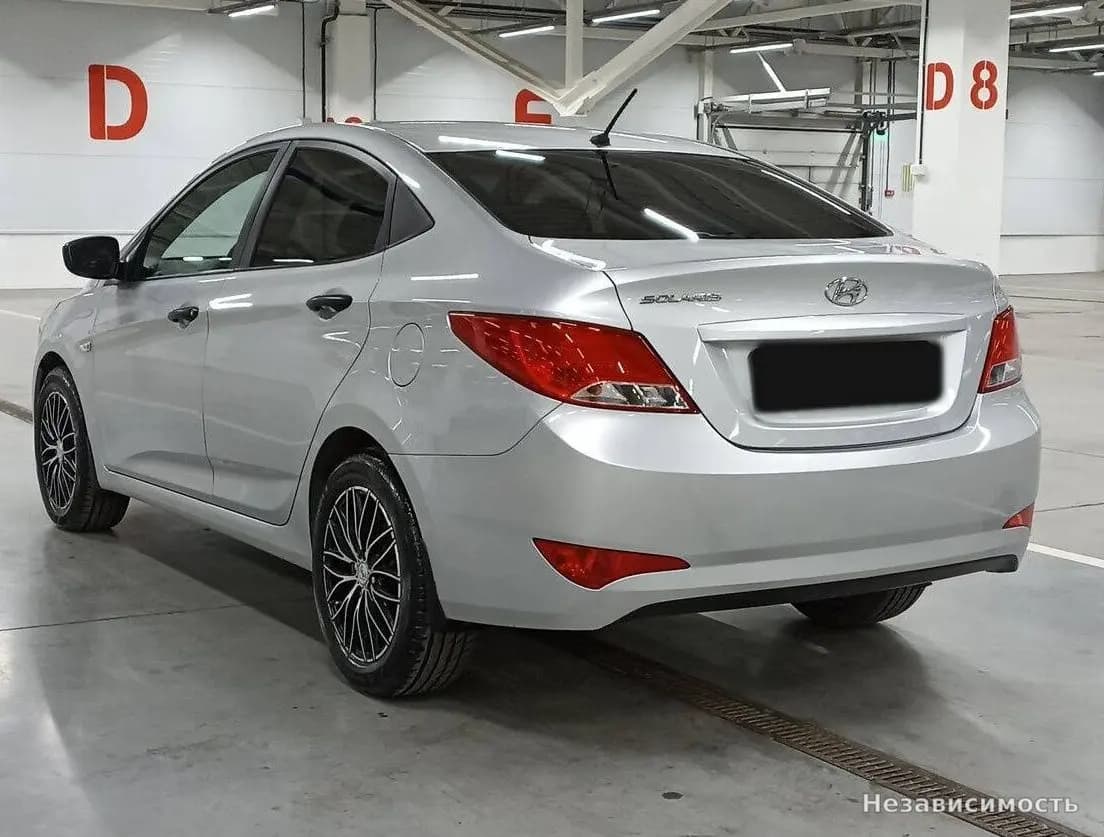Hyundai Solaris 2016 с пробегом — фото 7