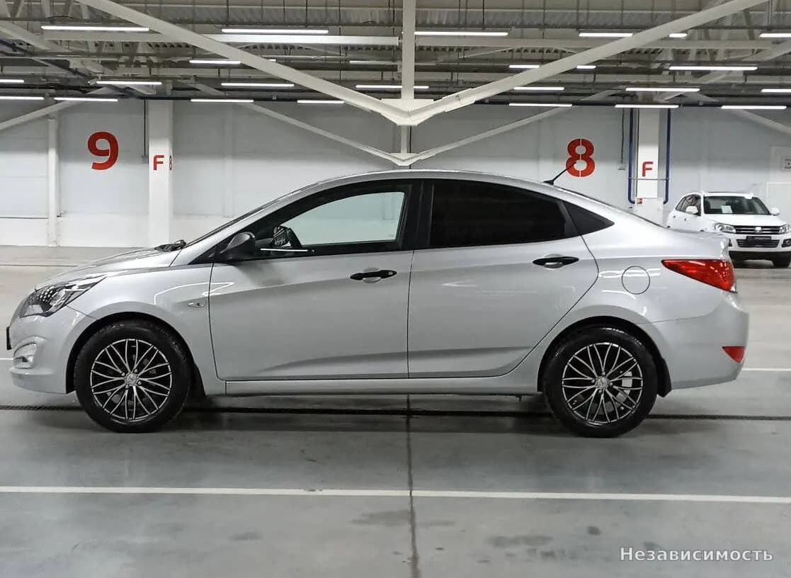 Hyundai Solaris 2016 с пробегом — фото 8