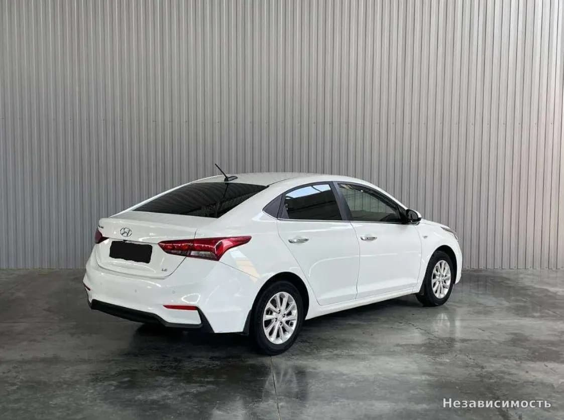 Hyundai Solaris 2018 с пробегом — фото 5