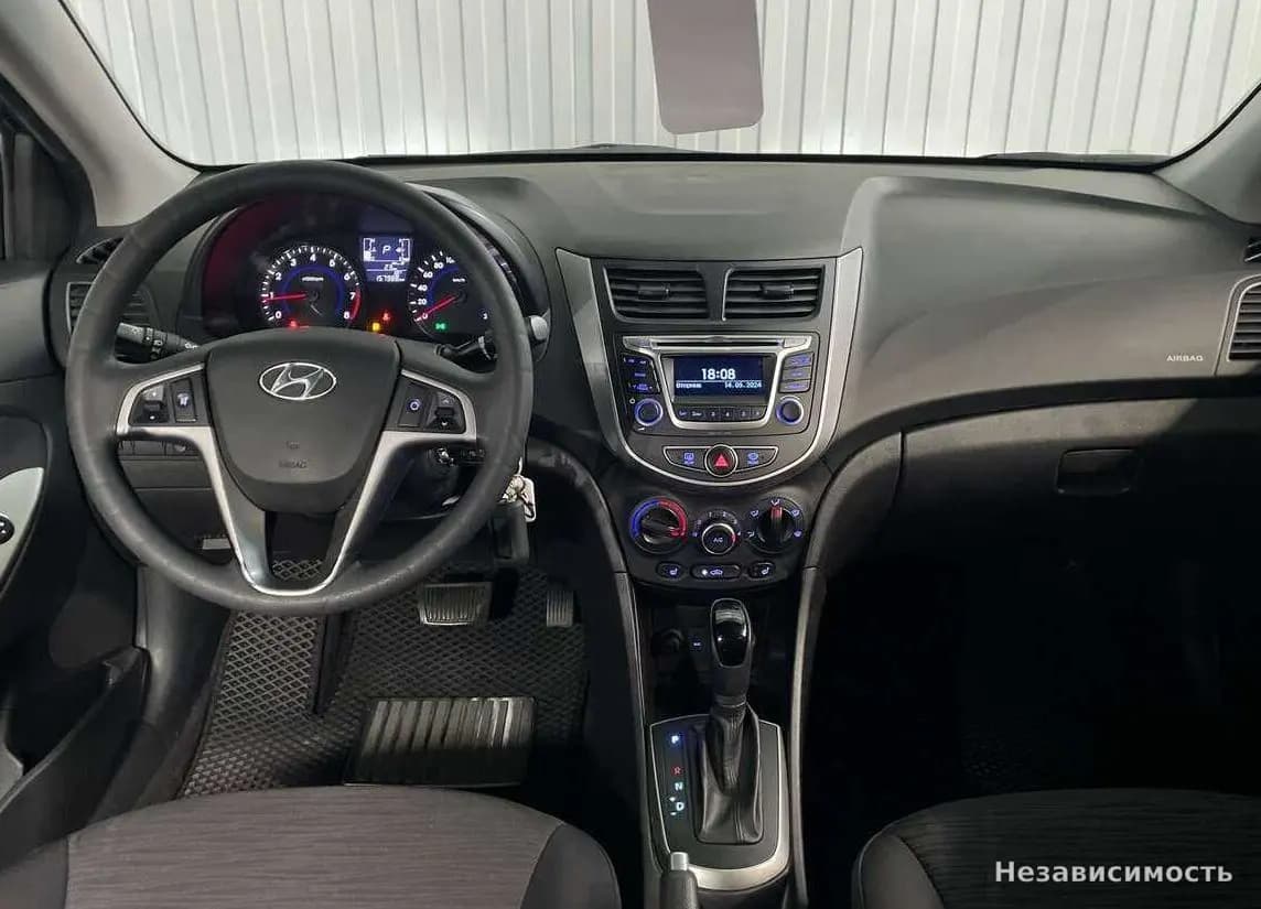 Hyundai Solaris 2016 с пробегом — фото 9