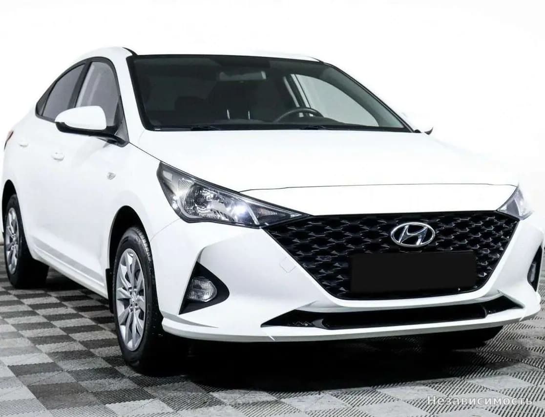 Hyundai Solaris 2021 с пробегом — фото 3