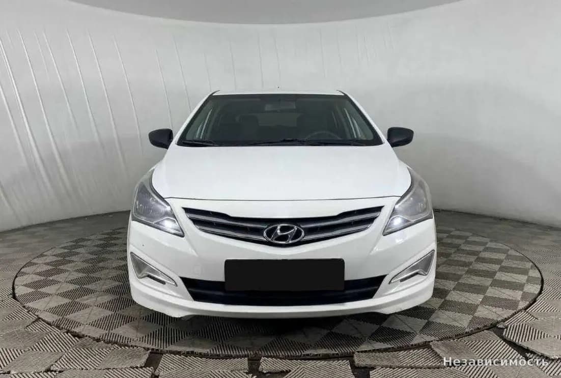 Hyundai Solaris 2014 с пробегом — фото 2