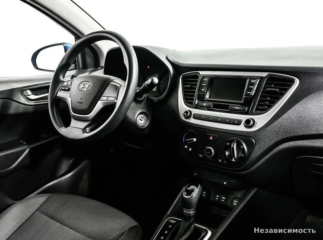 Hyundai Solaris 2017 с пробегом — фото 9