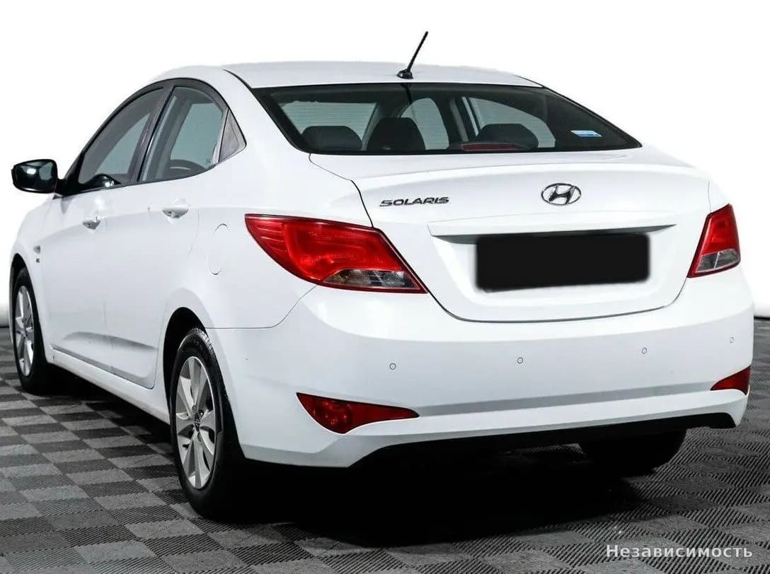 Hyundai Solaris 2016 с пробегом — фото 6