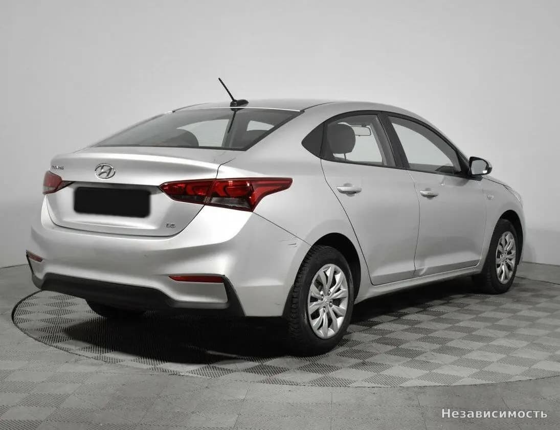 Hyundai Solaris 2017 с пробегом — фото 5