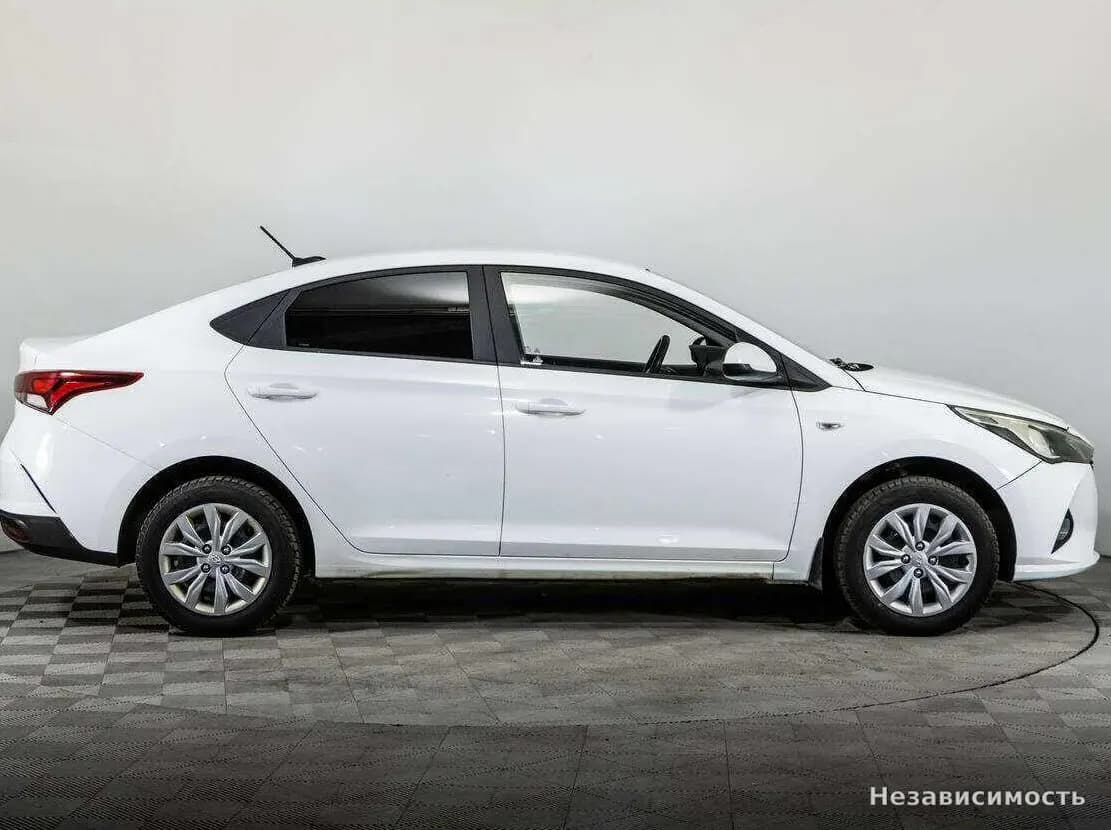 Hyundai Solaris 2020 с пробегом — фото 4