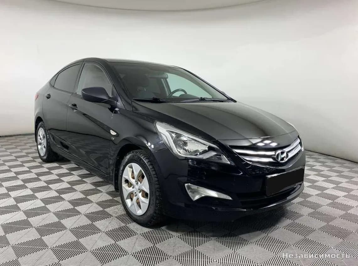 Hyundai Solaris 2014 с пробегом — фото 3