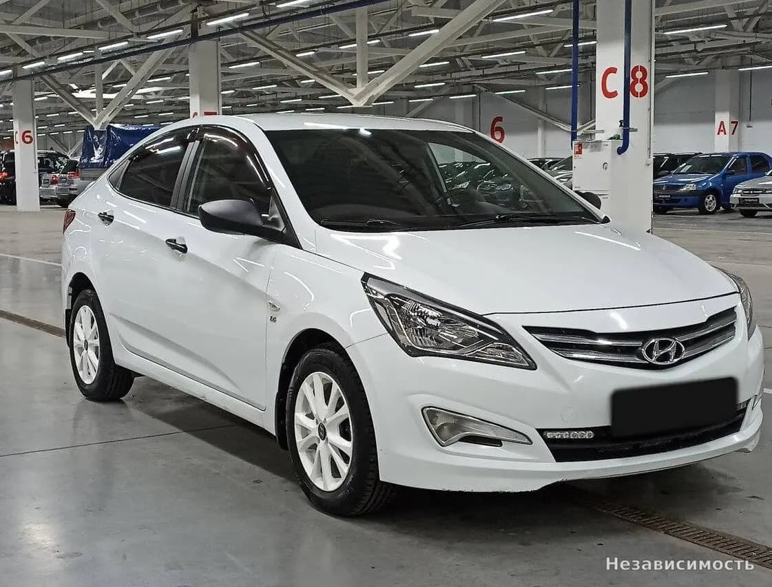 Hyundai Solaris 2015 с пробегом — фото 3