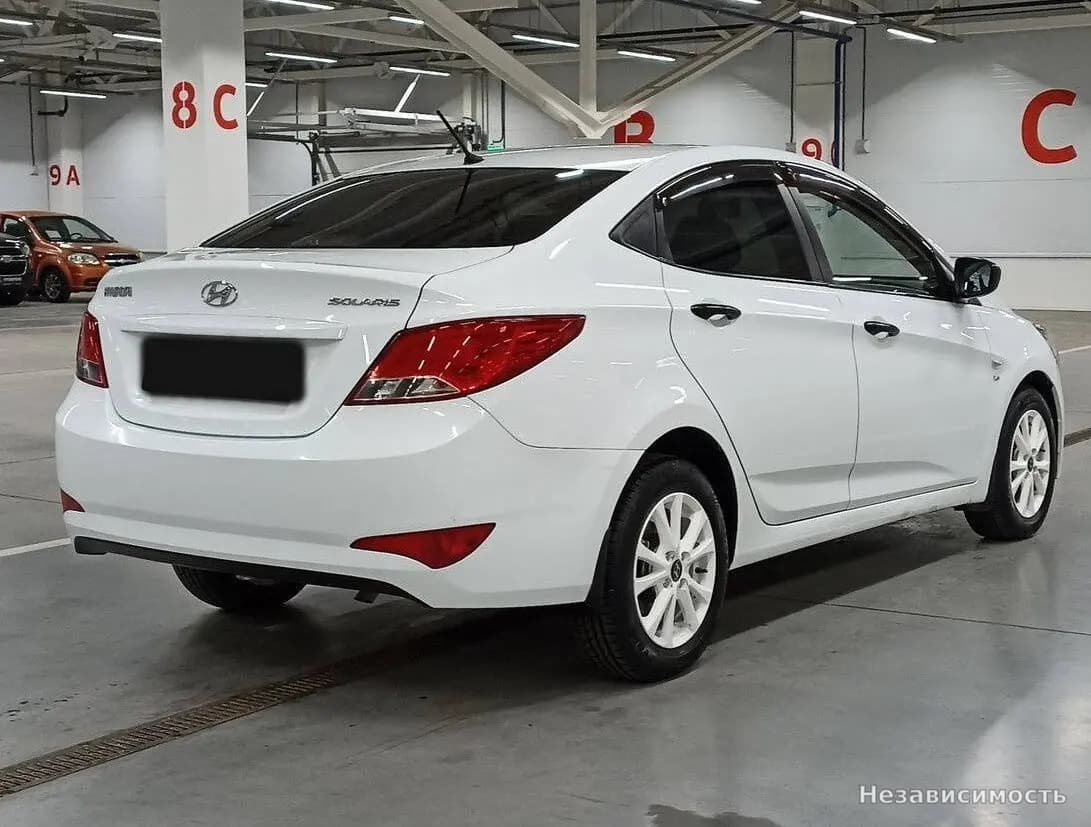 Hyundai Solaris 2015 с пробегом — фото 5