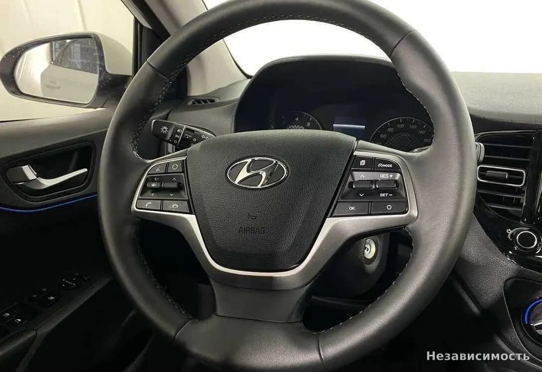 Hyundai Solaris 2021 с пробегом — фото 9