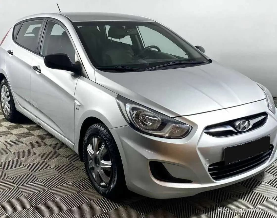 Hyundai Solaris 2014 с пробегом — фото 3