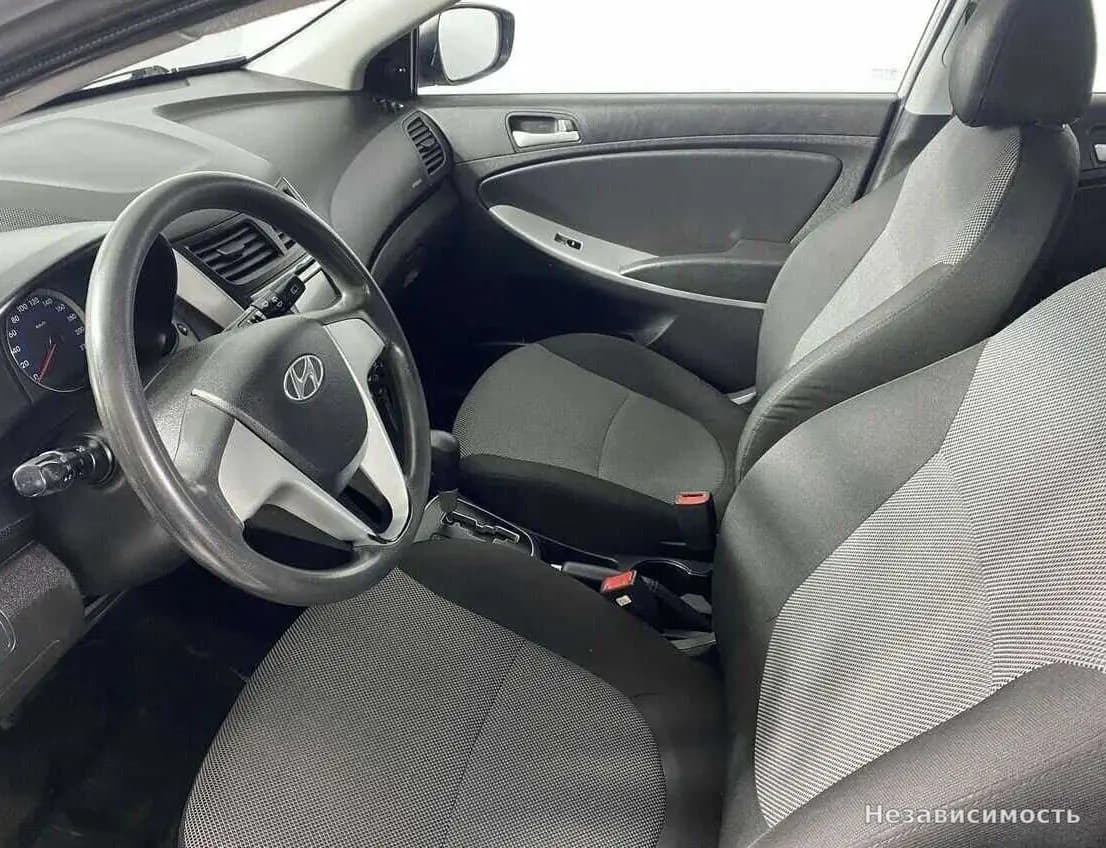 Hyundai Solaris 2014 с пробегом — фото 8