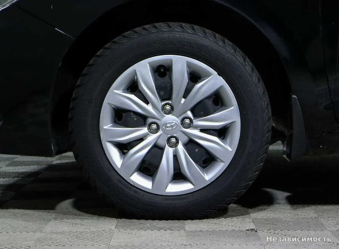 Hyundai Solaris 2019 с пробегом — фото 10