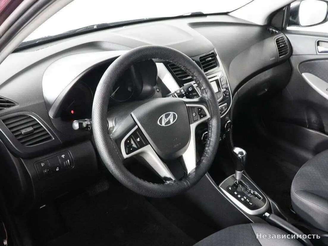Hyundai Solaris 2014 с пробегом — фото 9
