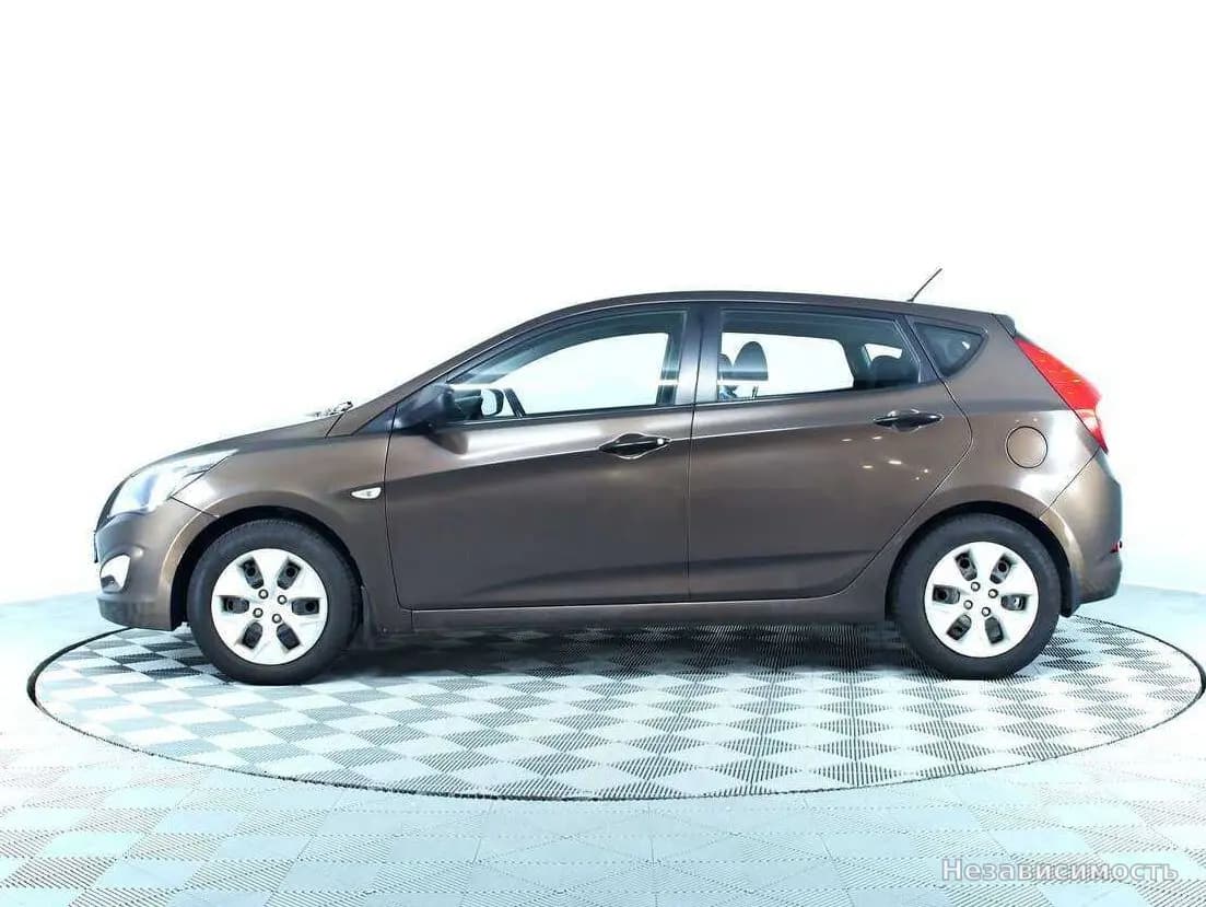 Hyundai Solaris 2015 с пробегом — фото 8