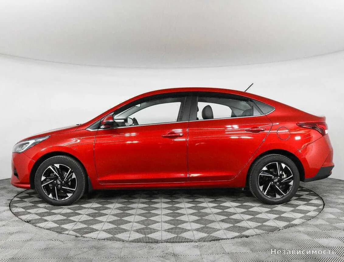 Hyundai Solaris 2022 с пробегом — фото 8