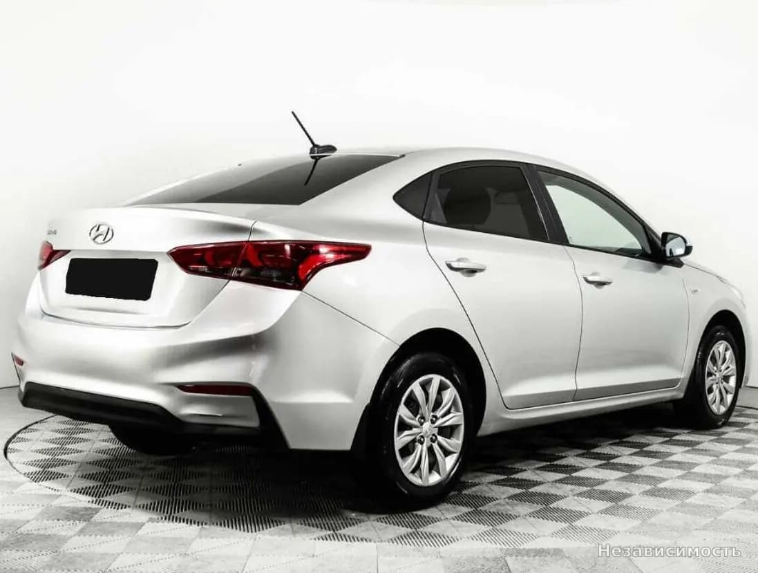 Hyundai Solaris 2017 с пробегом — фото 5