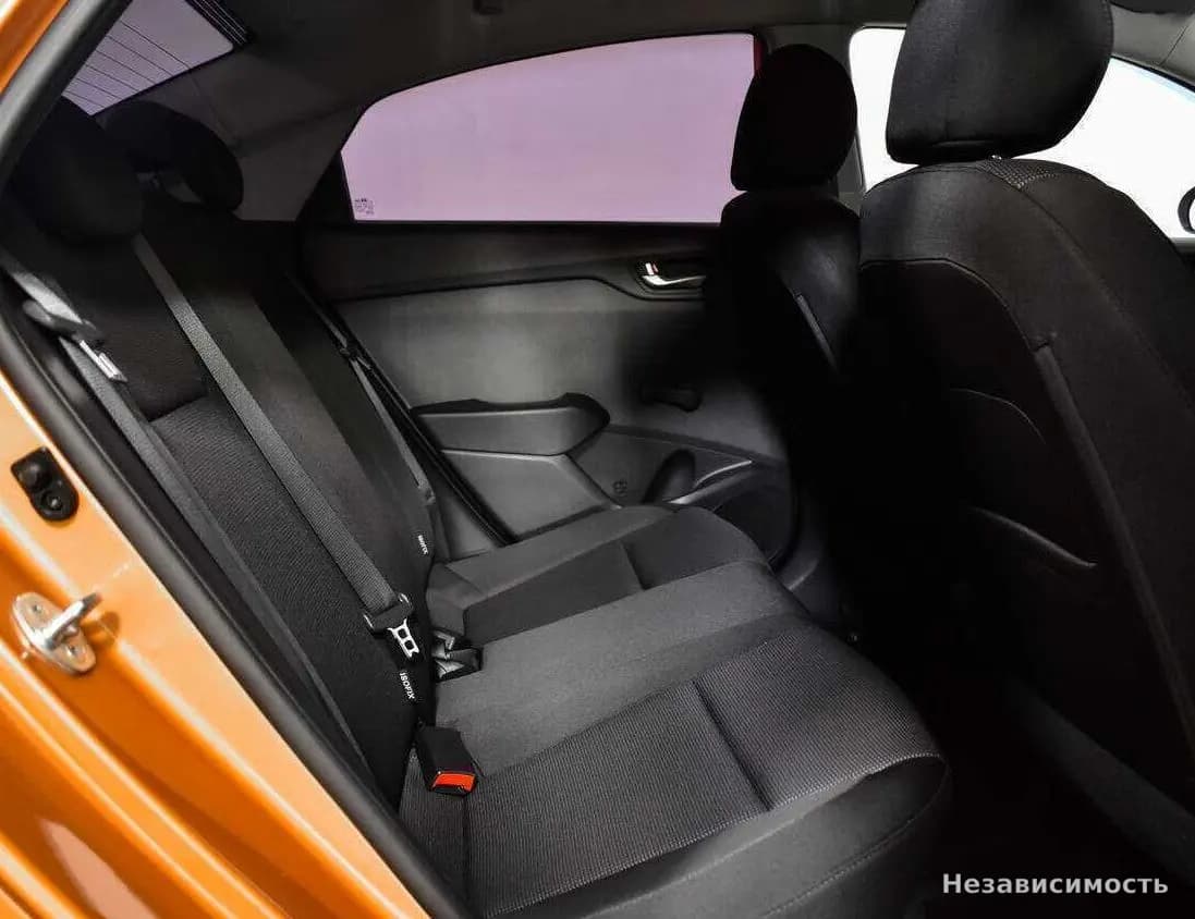 Hyundai Solaris 2017 с пробегом — фото 8