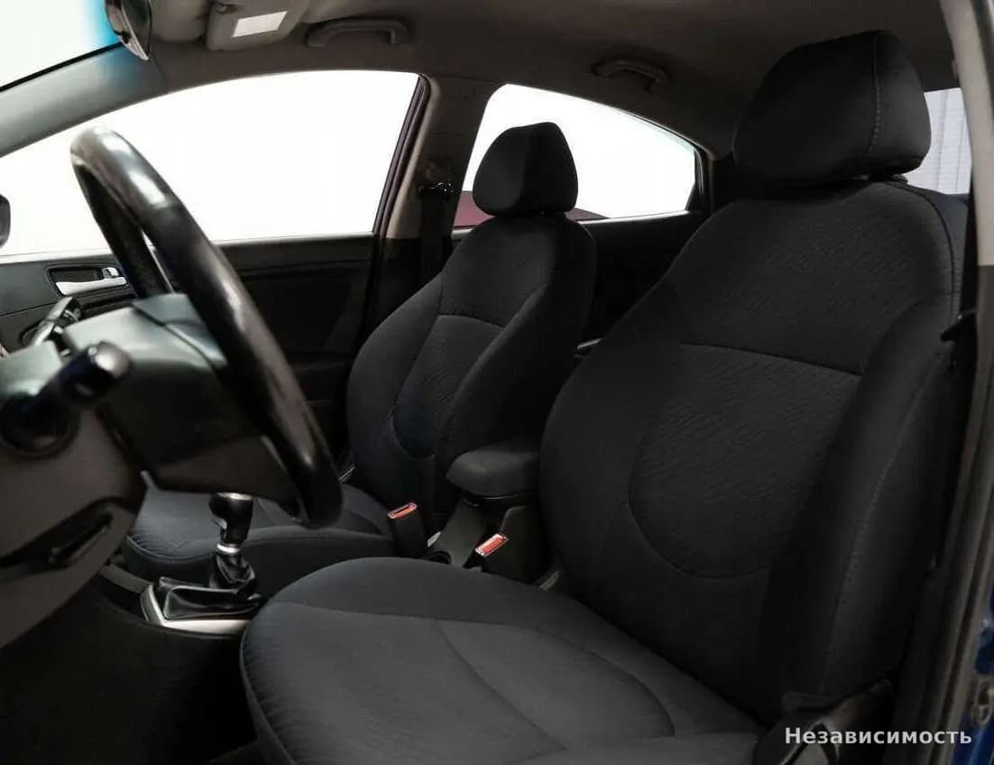 Hyundai Solaris 2015 с пробегом — фото 6