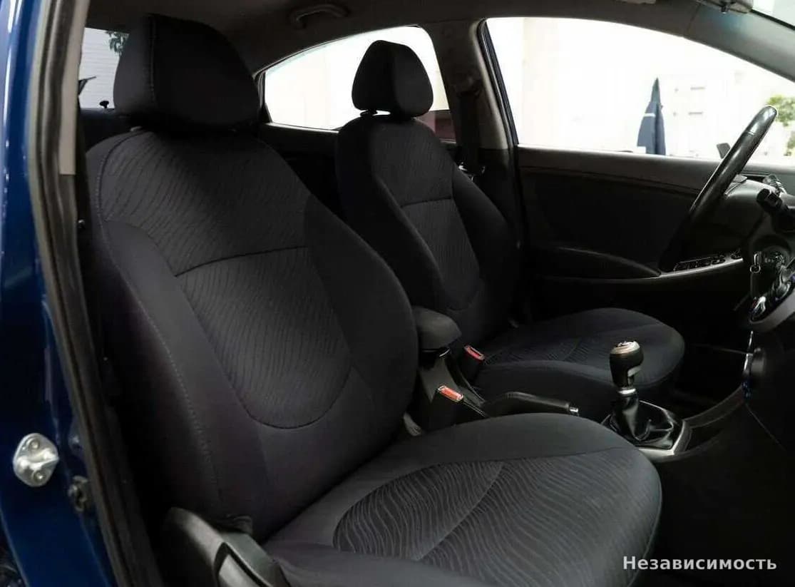 Hyundai Solaris 2015 с пробегом — фото 9