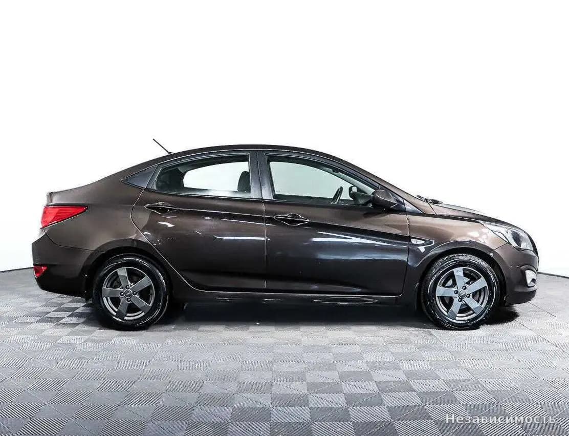 Hyundai Solaris 2016 с пробегом — фото 4