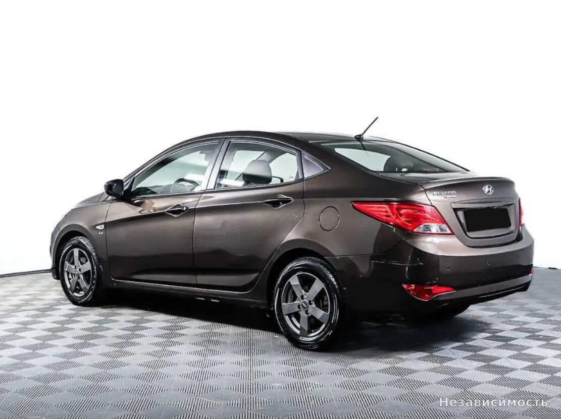 Hyundai Solaris 2016 с пробегом — фото 7