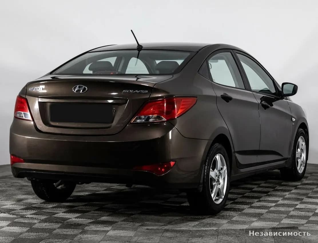 Hyundai Solaris 2015 с пробегом — фото 4