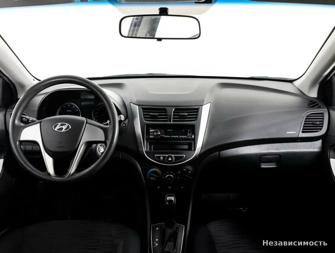 Hyundai Solaris 2015 с пробегом — фото 8