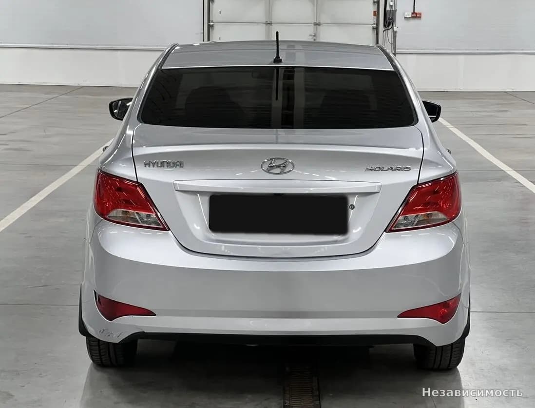 Hyundai Solaris 2015 с пробегом — фото 6