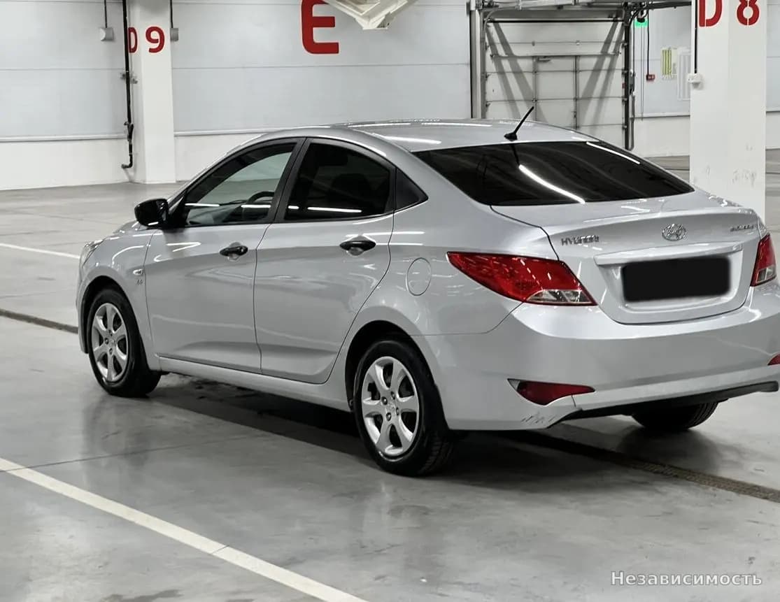 Hyundai Solaris 2015 с пробегом — фото 7