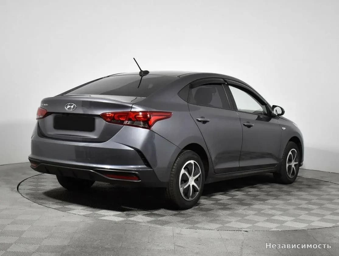 Hyundai Solaris 2021 с пробегом — фото 5