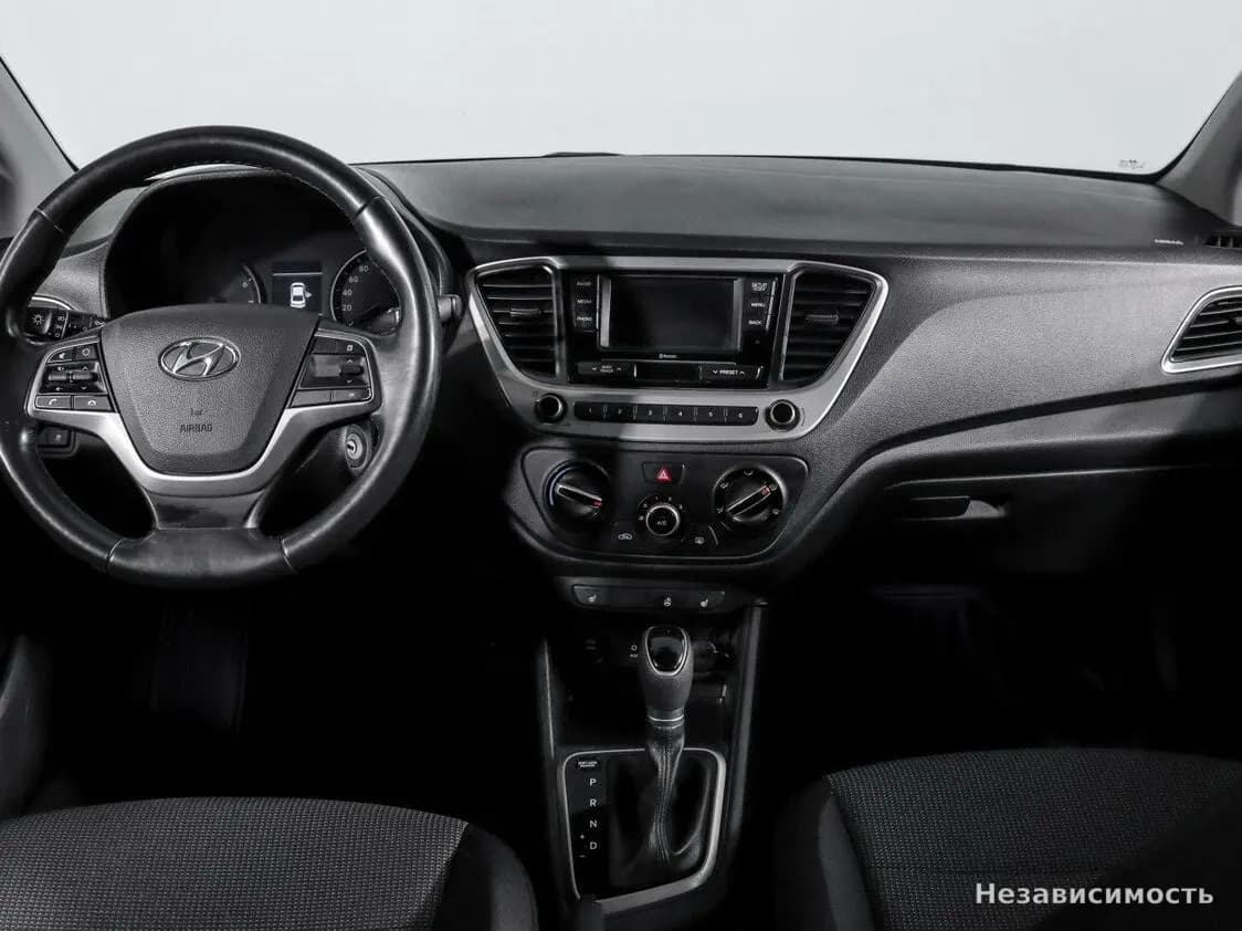 Hyundai Solaris 2018 с пробегом — фото 10