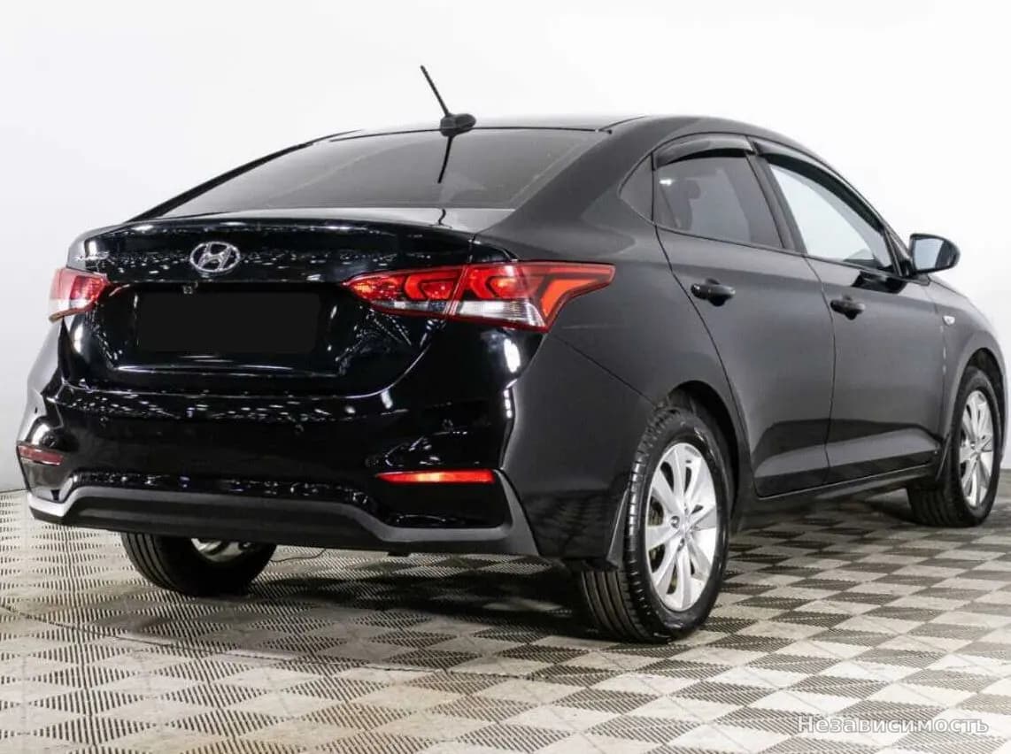Hyundai Solaris 2017 с пробегом — фото 5