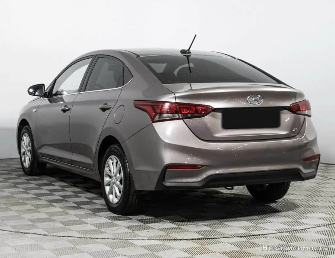 Hyundai Solaris 2018 с пробегом — фото 7