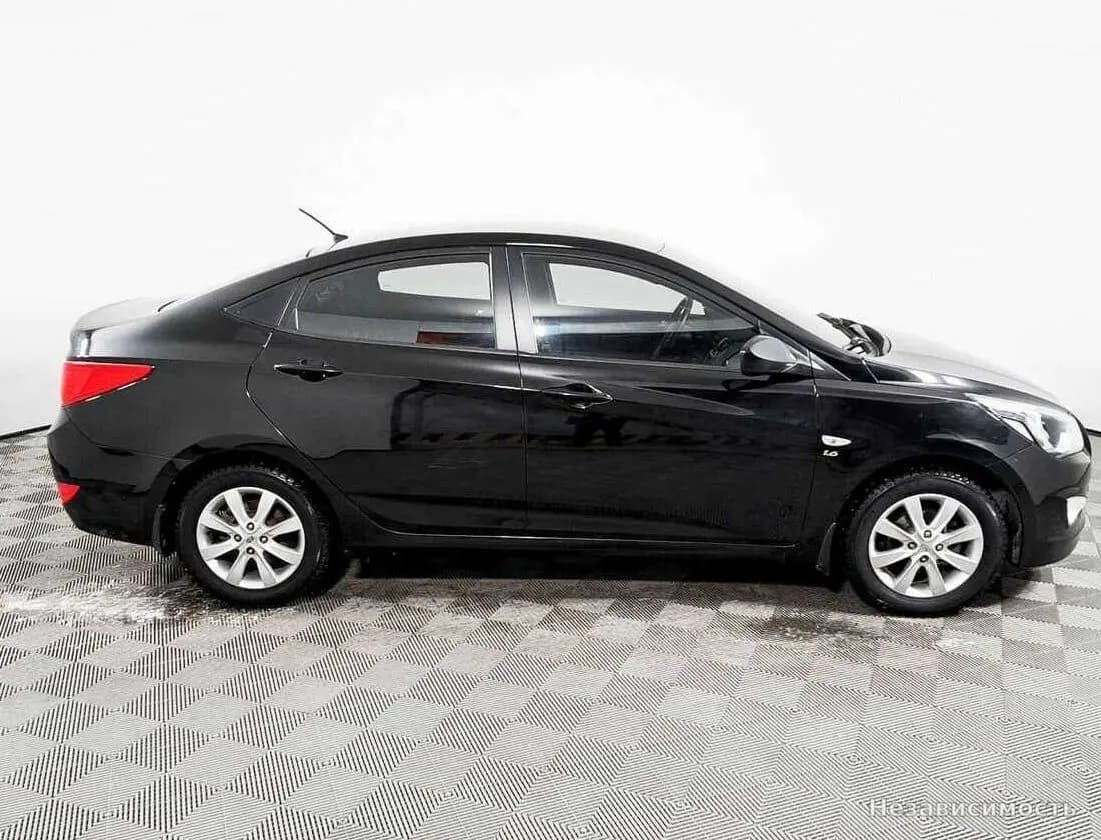 Hyundai Solaris 2015 с пробегом — фото 4
