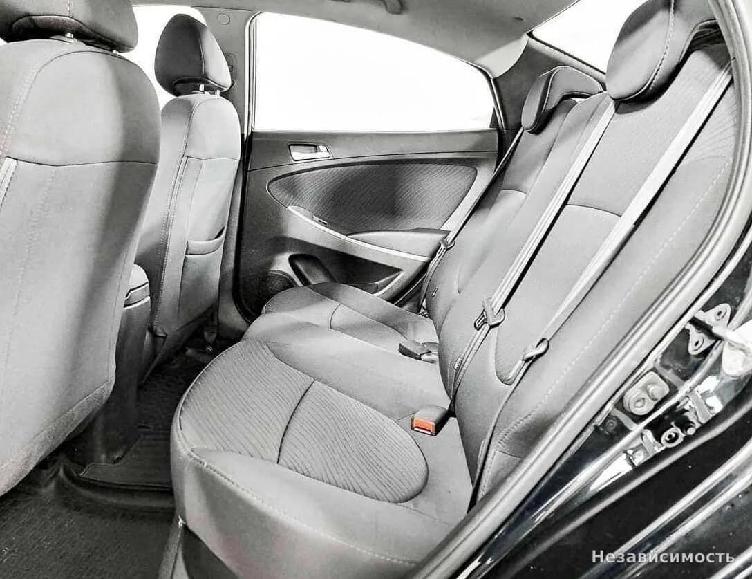 Hyundai Solaris 2015 с пробегом — фото 10