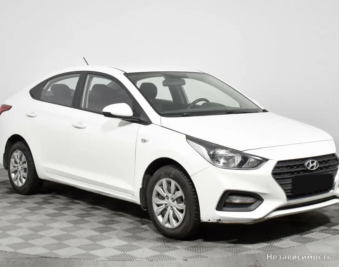 Hyundai Solaris 2018 с пробегом — фото 3
