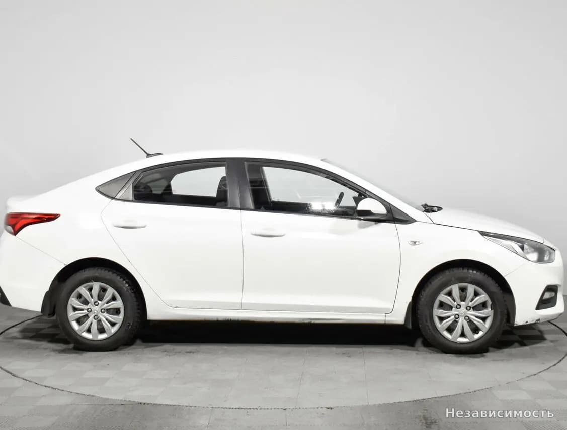 Hyundai Solaris 2018 с пробегом — фото 4