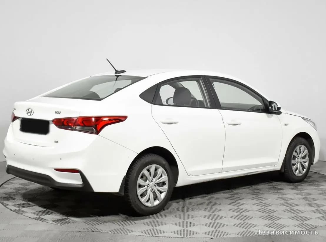 Hyundai Solaris 2018 с пробегом — фото 5