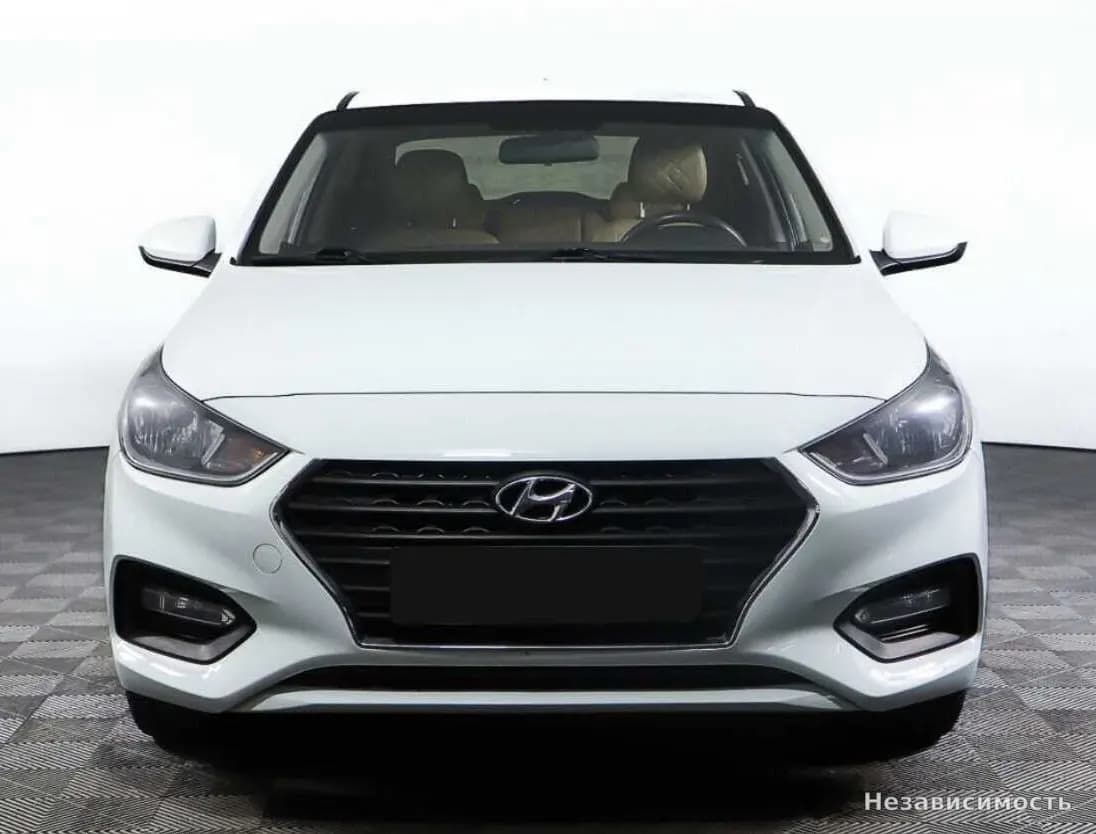 Hyundai Solaris 2018 с пробегом — фото 2
