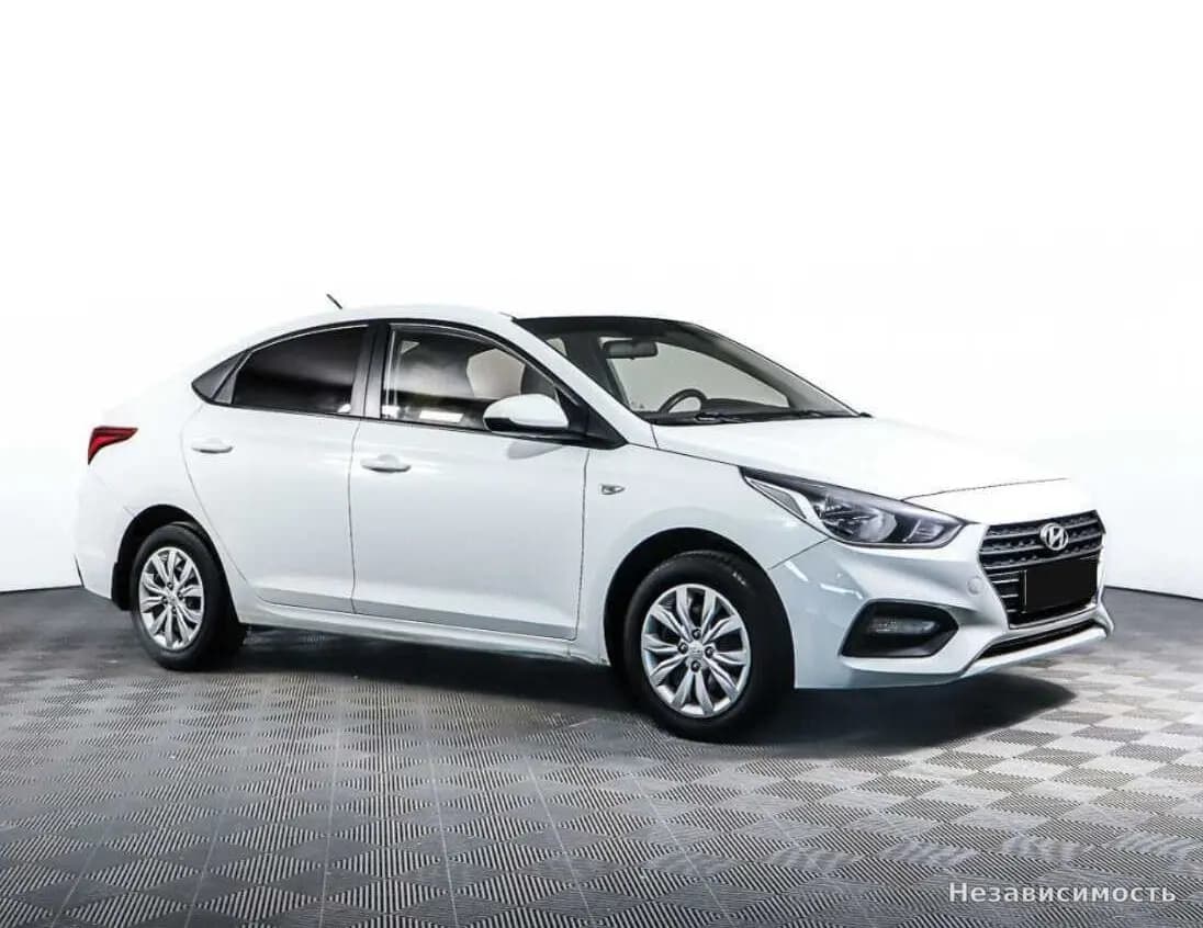 Hyundai Solaris 2018 с пробегом — фото 3