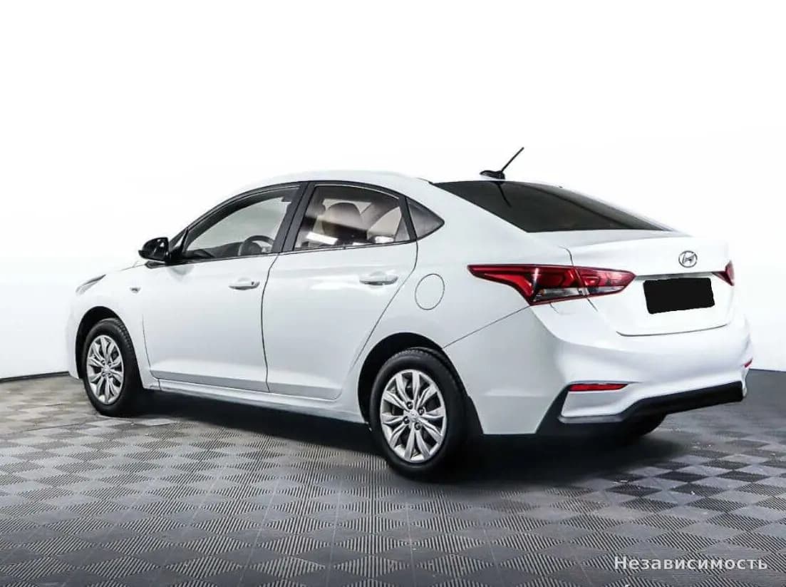 Hyundai Solaris 2018 с пробегом — фото 7