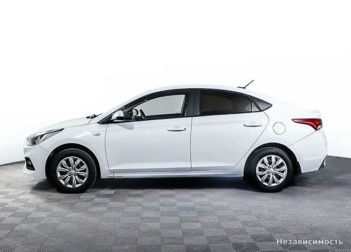 Hyundai Solaris 2018 с пробегом — фото 8