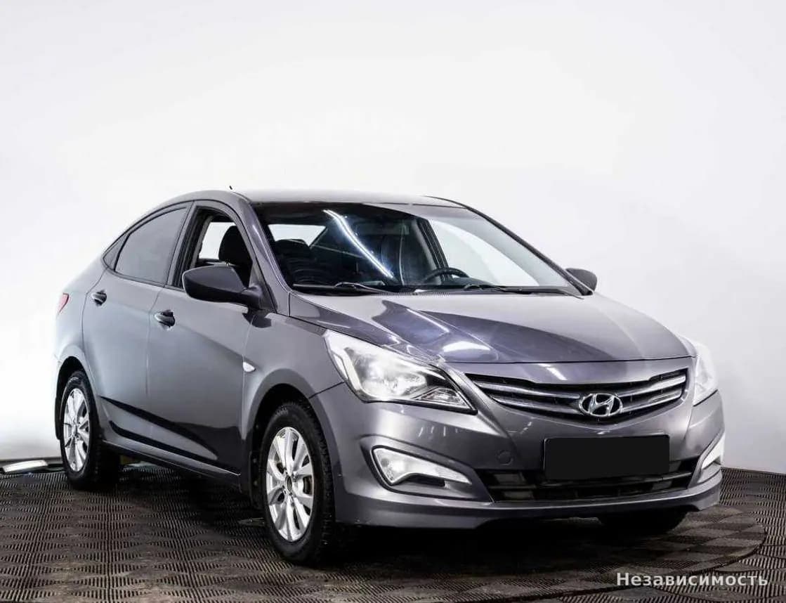 Hyundai Solaris 2015 с пробегом — фото 3