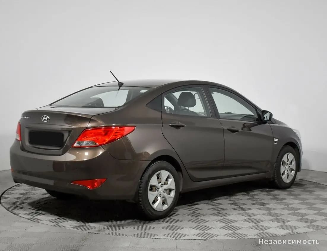 Hyundai Solaris 2016 с пробегом — фото 5