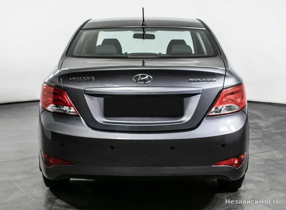 Hyundai Solaris 2015 с пробегом — фото 6