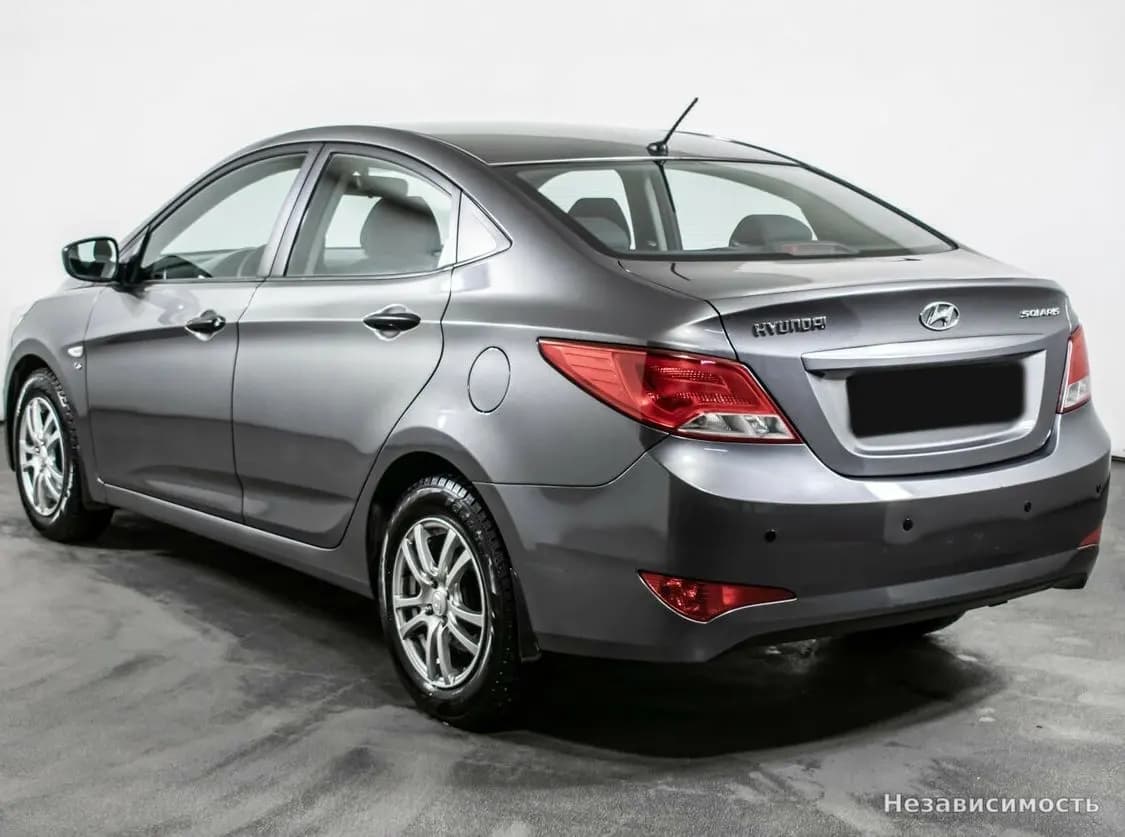 Hyundai Solaris 2015 с пробегом — фото 7