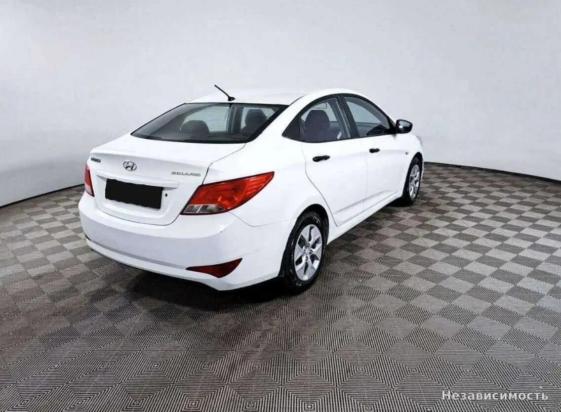 Hyundai Solaris 2014 с пробегом — фото 5
