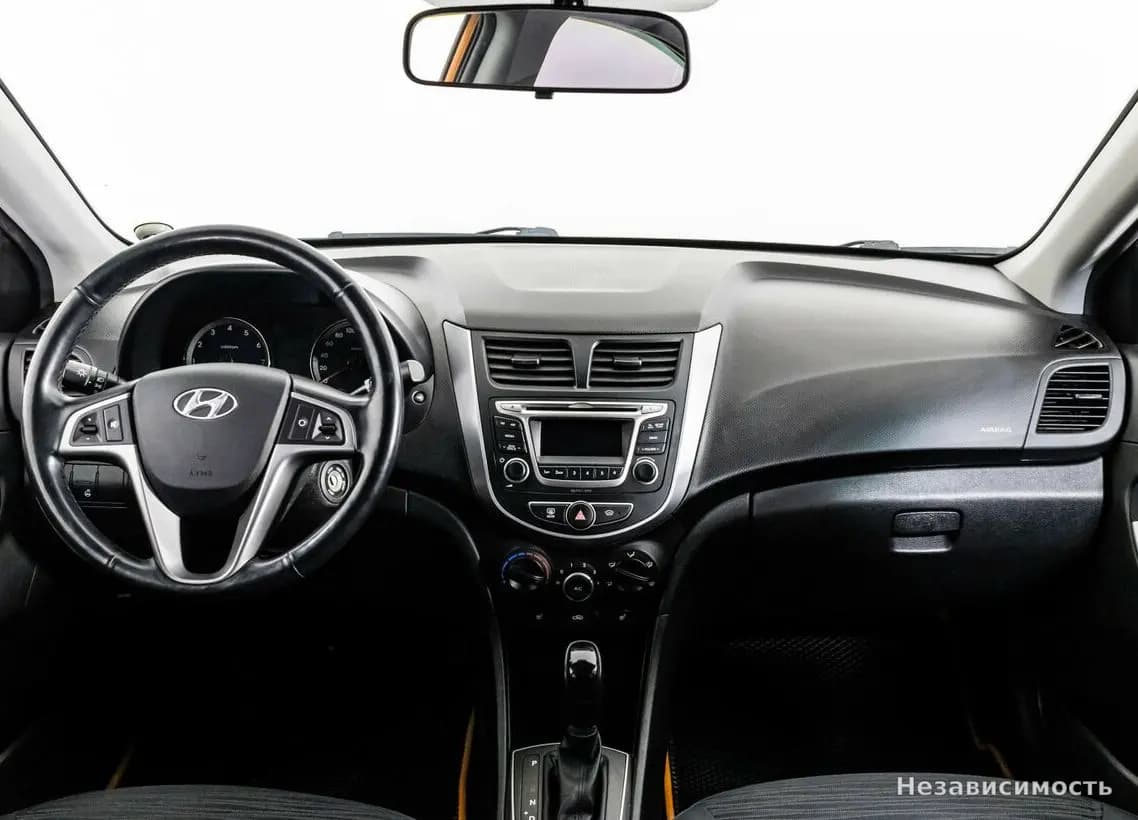 Hyundai Solaris 2014 с пробегом — фото 8
