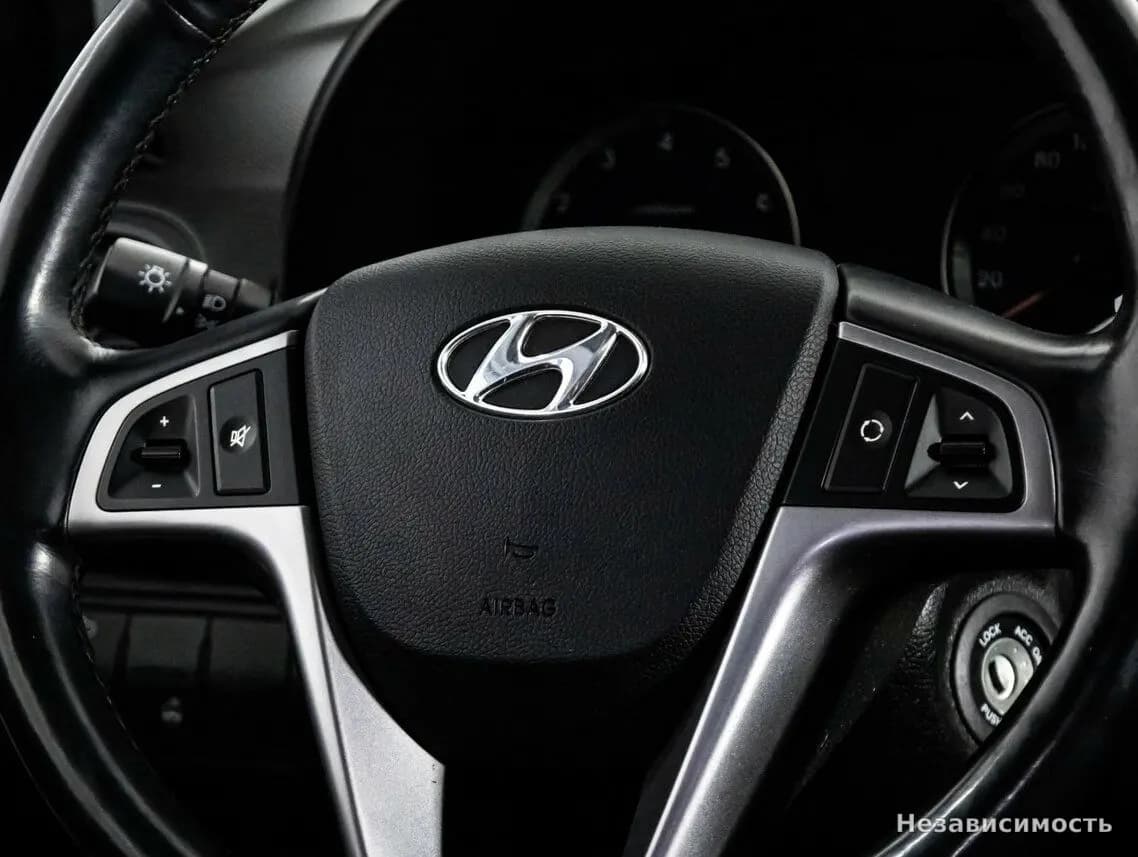 Hyundai Solaris 2014 с пробегом — фото 9